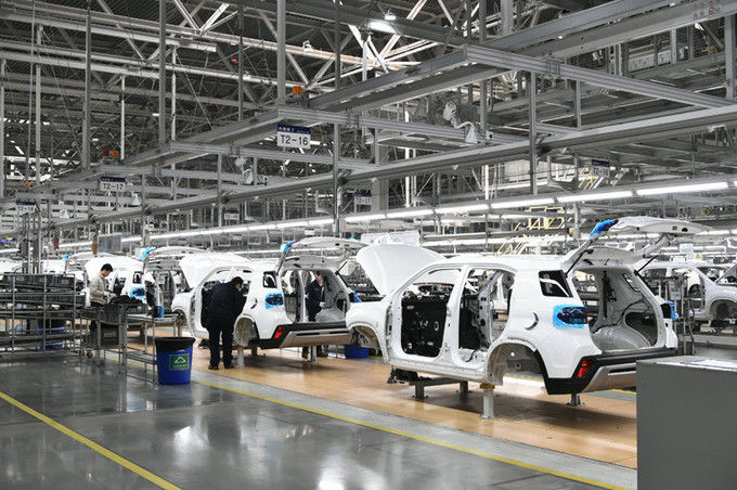 Shaanxi Xianghelixin Automobile Sales Service Co., Ltd. productielijn van de fabrikant